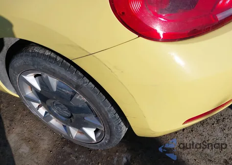 2012 Volkswagen Beetle 2.5L из США, поврежденный, VIN 3VWJP7AT8CM605304